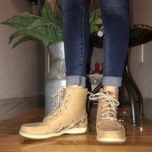 Sperry boots